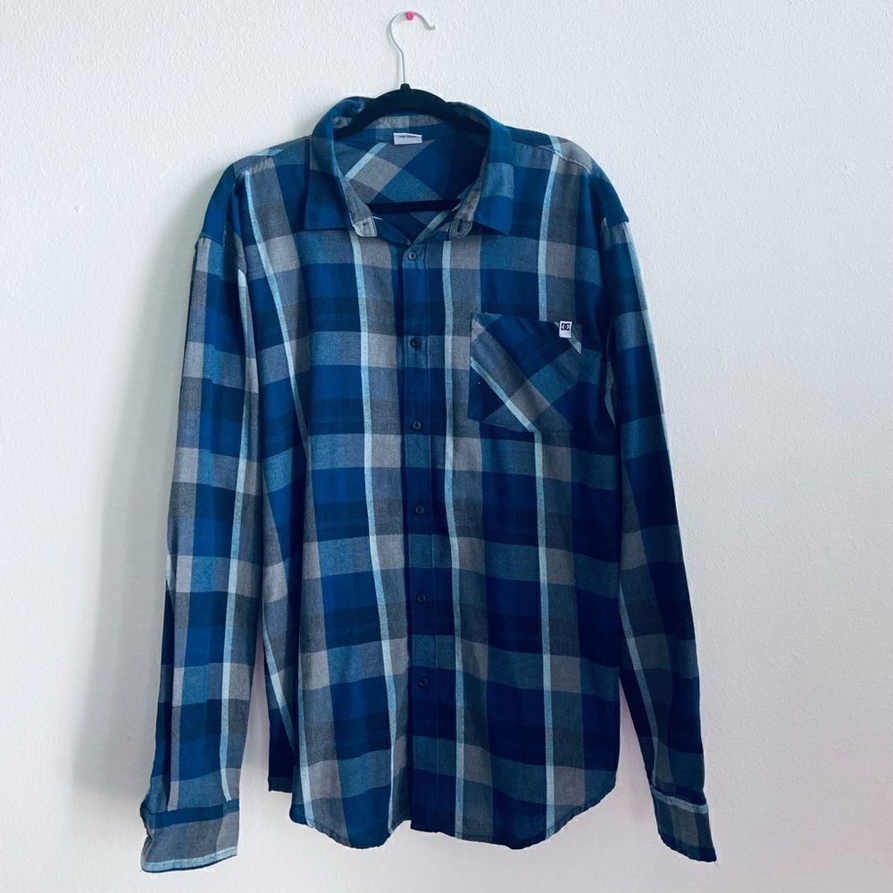 DC button down shirt plaid NWOT Sz xxl